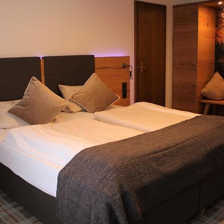 Hotel Hollaender Hof Мешеде Екстериор снимка