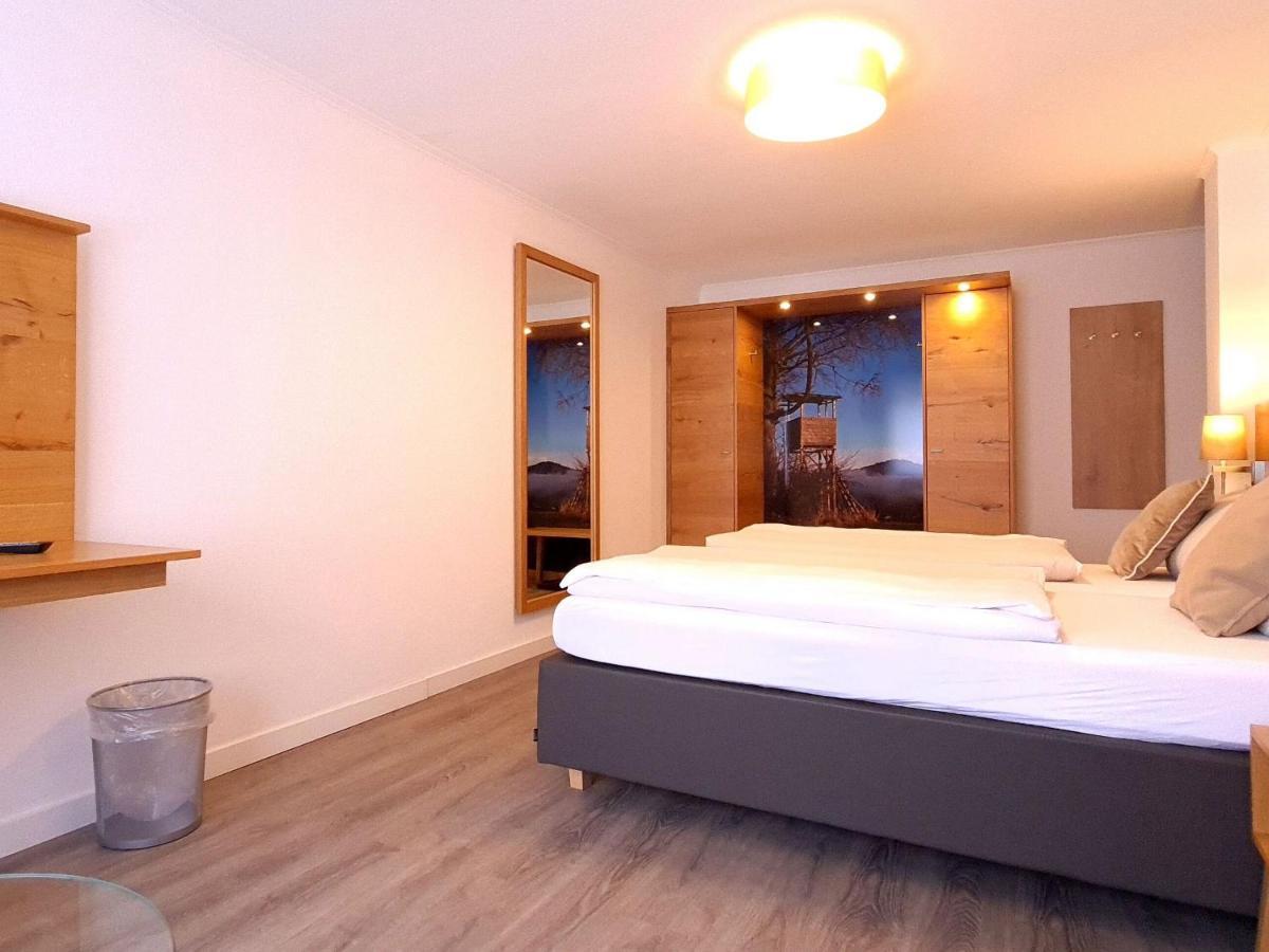 Hotel Hollaender Hof Мешеде Екстериор снимка